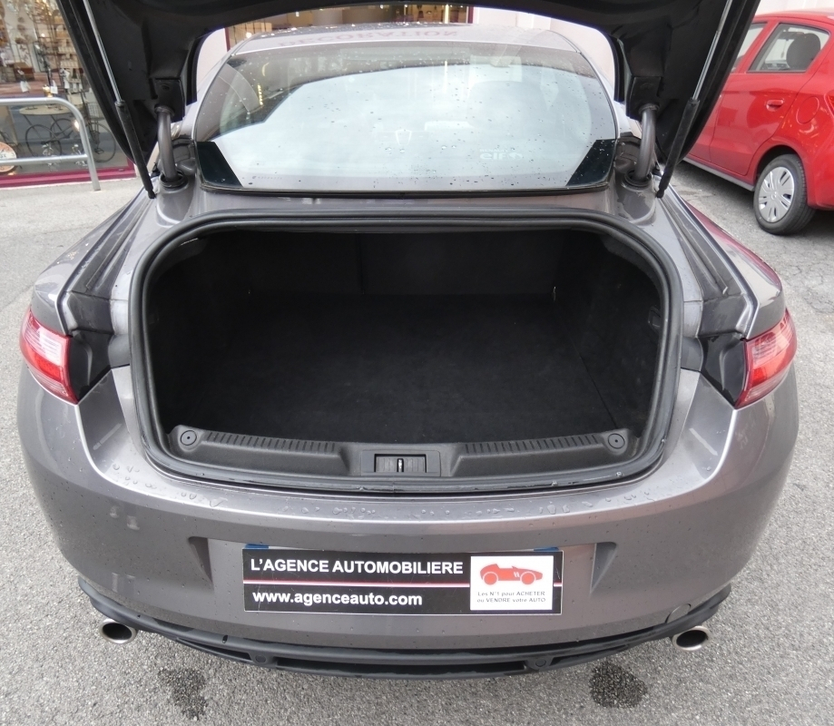 Renault Laguna — 18